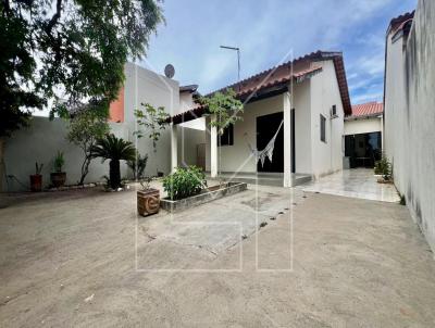 Casa em Condomnio para Venda, em Caldas Novas, bairro Jardim Metodista, 2 dormitrios, 3 banheiros, 1 sute, 3 vagas