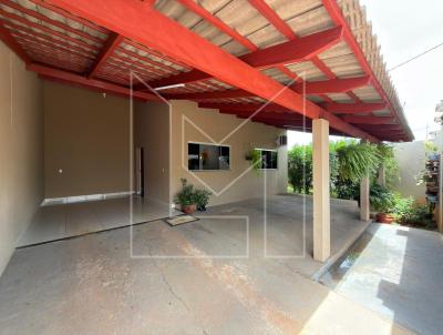 Casa para Venda, em Caldas Novas, bairro Mans�es �guas Quentes, 3 dormit�rios, 2 banheiros, 1 su�te, 2 vagas