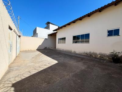 Casa para Venda, em Caldas Novas, bairro Caminho do Lago, 2 dormit�rios, 1 banheiro, 3 vagas